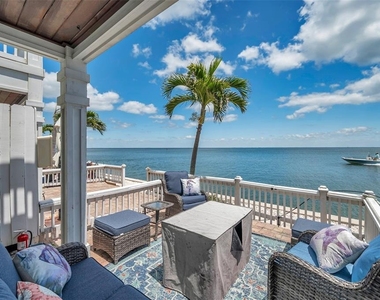 4768 Coquina Key Drive Se - Photo Thumbnail 29