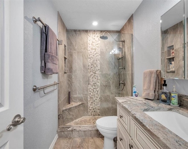 4768 Coquina Key Drive Se - Photo Thumbnail 28