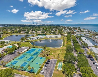 4768 Coquina Key Drive Se - Photo Thumbnail 45