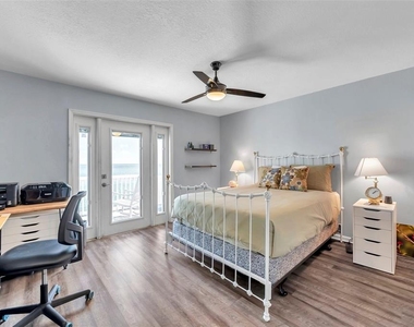 4768 Coquina Key Drive Se - Photo Thumbnail 18
