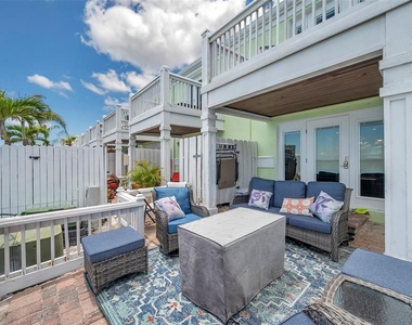 4768 Coquina Key Drive Se - Photo Thumbnail 31
