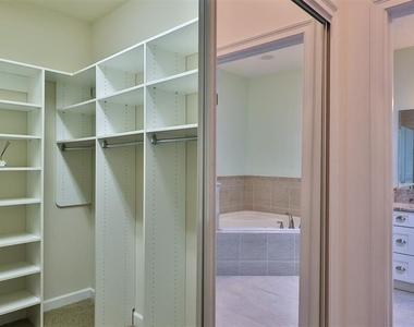 2904 Palma Lane - Photo Thumbnail 22