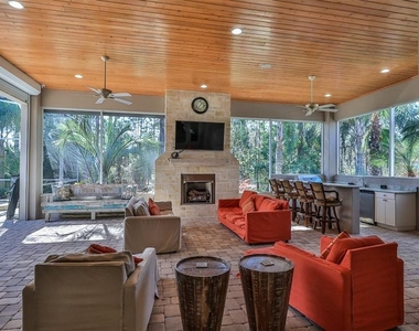2904 Palma Lane - Photo Thumbnail 12