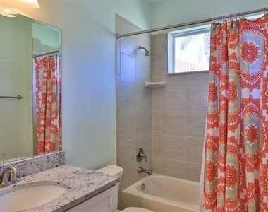 2904 Palma Lane - Photo Thumbnail 36