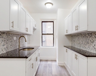 762 Riverside Drive - Photo Thumbnail 2