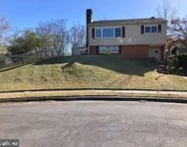 1615 Kentucky Avenue - Photo Thumbnail 1