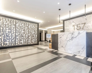 East 57 Street - Photo Thumbnail 7