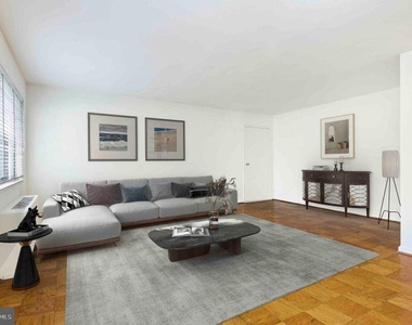 1920 North Calvert Street - Photo Thumbnail 4