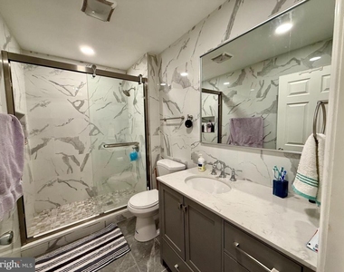 910 Arch Street - Photo Thumbnail 12