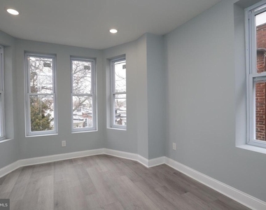 1908 W Diamond Street - Photo Thumbnail 2