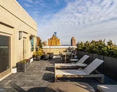 301 S 19th St - Photo Thumbnail 8