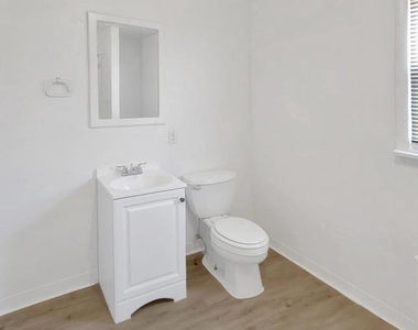 2015 Pierce Street - Photo Thumbnail 8