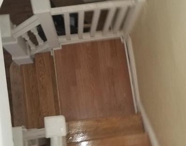 2714 W Albert Street - Photo Thumbnail 2