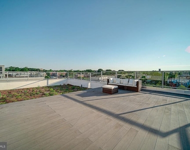 800 N 48th Street - Photo Thumbnail 17