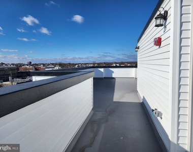 2025 N 16th Street - Photo Thumbnail 7