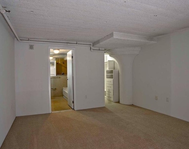 2300 Walnut Street - Photo Thumbnail 10