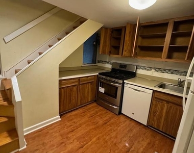 1415 Lombard Street - Photo Thumbnail 3