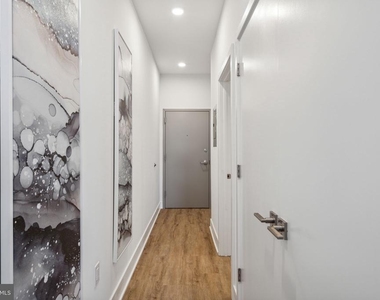1201 W Girard Avenue - Photo Thumbnail 9