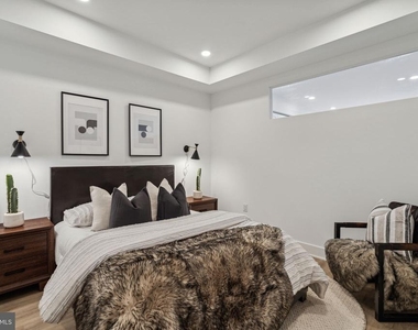 1201 W Girard Avenue - Photo Thumbnail 12