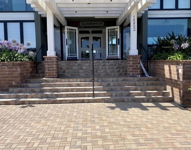 1552 Camino Del Mar - Photo Thumbnail 3