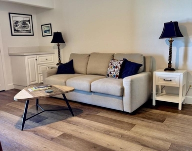 1552 Camino Del Mar - Photo Thumbnail 12