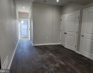 2025 N 16th Street - Photo Thumbnail 9