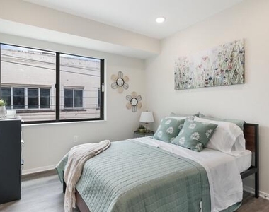 4415 Chestnut Street - Photo Thumbnail 3