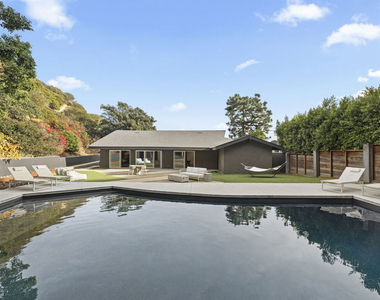 9289 Swallow Drive - Photo Thumbnail 27