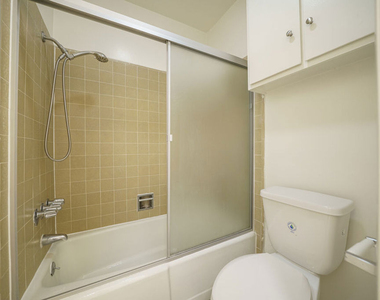 456 S Harvard Boulevard - Photo Thumbnail 8