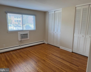 1016 W Baltimore Pike - Photo Thumbnail 2