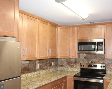 747 Garden Drive - Photo Thumbnail 11