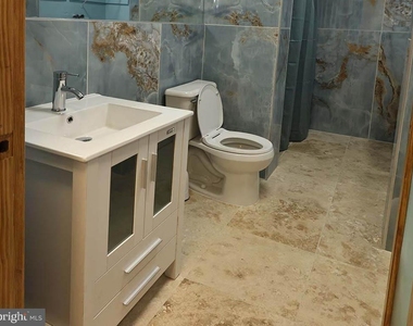 747 Garden Drive - Photo Thumbnail 17