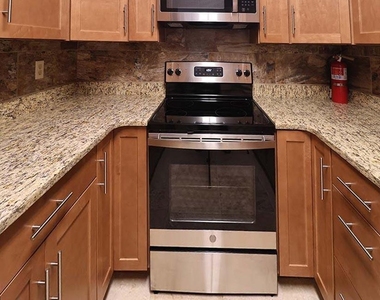 747 Garden Drive - Photo Thumbnail 12