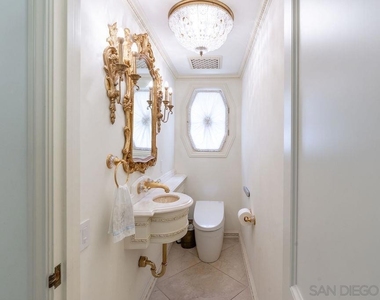 7007 Country Club Drive - Photo Thumbnail 23