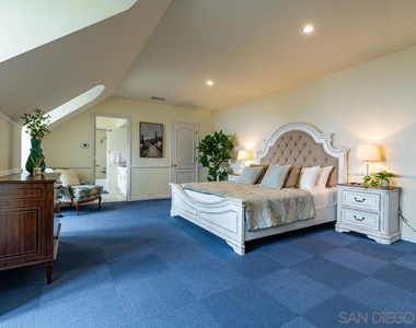7007 Country Club Drive - Photo Thumbnail 63
