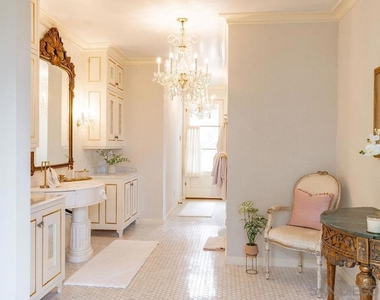7007 Country Club Drive - Photo Thumbnail 54