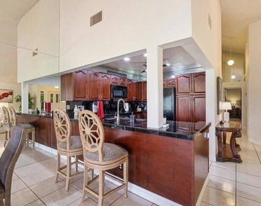 77784 Woodhaven Drive Drive S - Photo Thumbnail 6