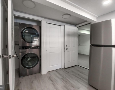 502 Bloomfield Drive - Photo Thumbnail 26