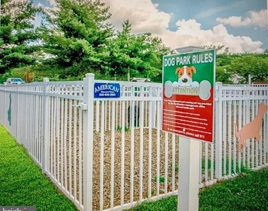 100 Fox Meadow Drive - Photo Thumbnail 10