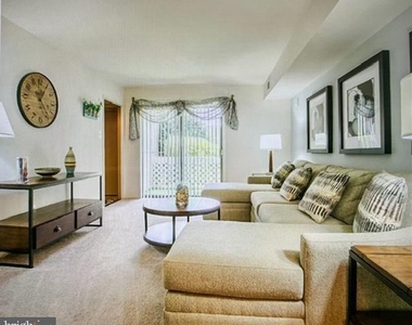 100 Fox Meadow Drive - Photo Thumbnail 1