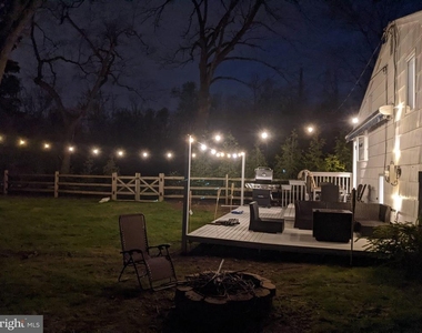 191 Lakeshore Drive - Photo Thumbnail 4