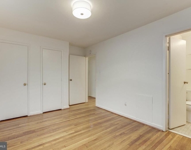 10008 Sinnott Drive - Photo Thumbnail 15