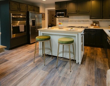 15841 York Road - Photo Thumbnail 44
