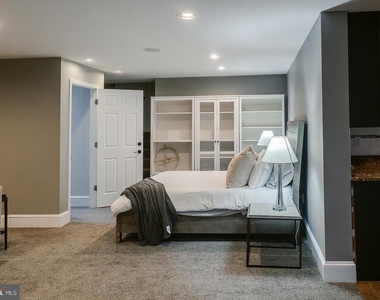 15841 York Road - Photo Thumbnail 62