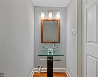 10533 Stevenson Road - Photo Thumbnail 14