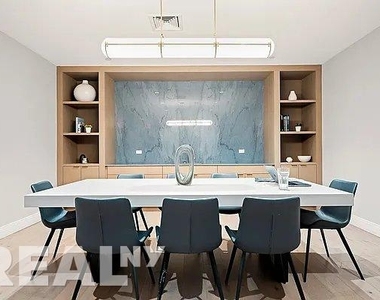 East 34th Street - Photo Thumbnail 7