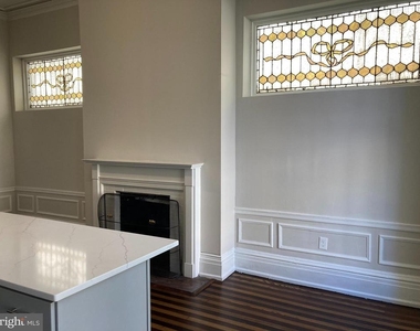 10 Chase Street E - Photo Thumbnail 20