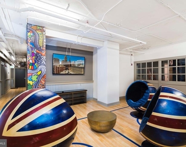 103 S Gay Street - Photo Thumbnail 12