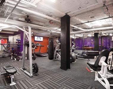 301 N Charles Street - Photo Thumbnail 26