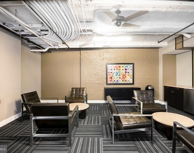 301 N Charles Street - Photo Thumbnail 16